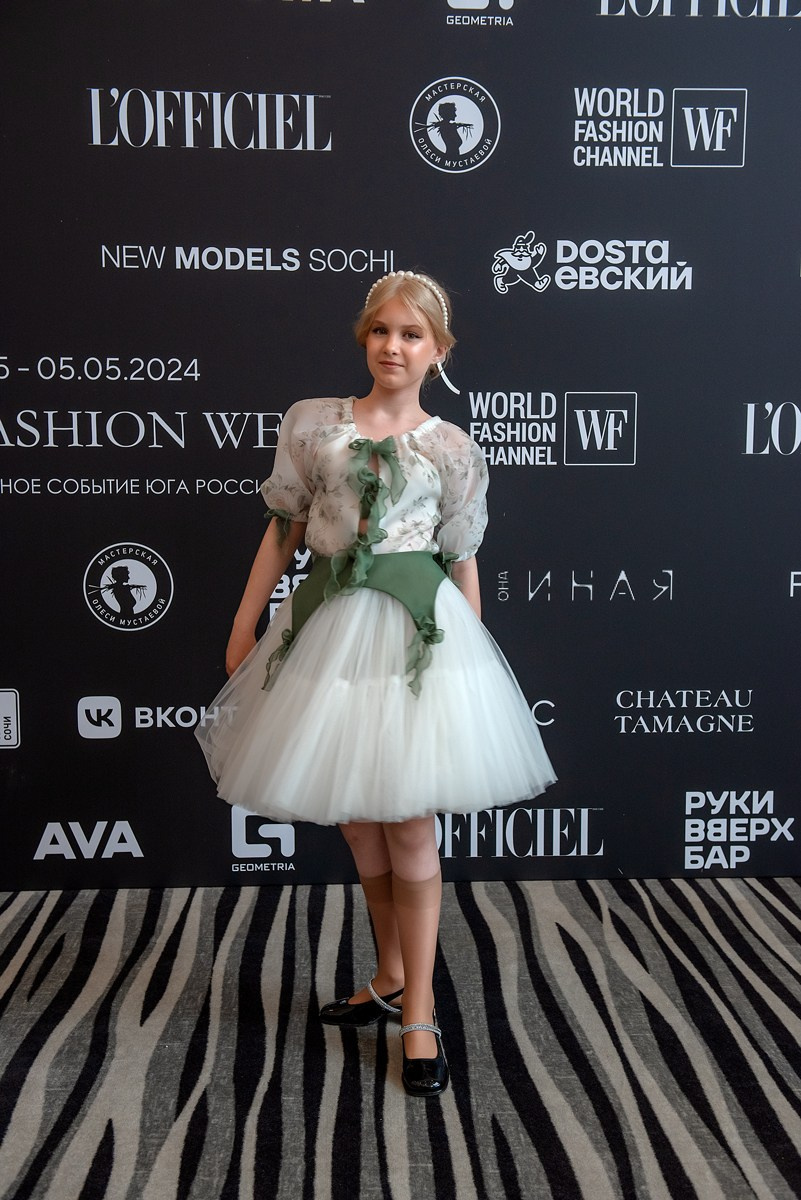 SochiFashionWeek2024 дизайнер Анохина. Семейный и коммерческий фотограф в Сочи Александр Бодунов