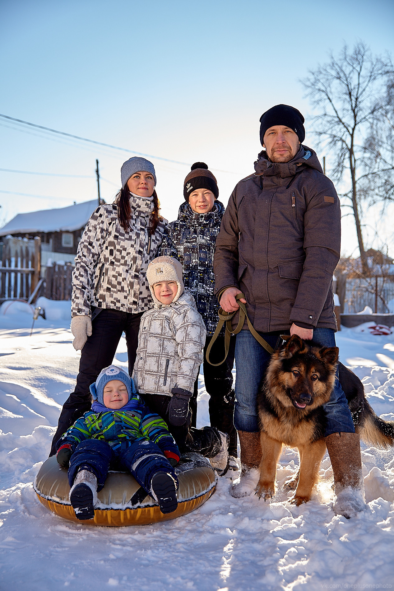 Вова, Лена, Матвей, Ваня и Андрей. Свадебный фотограф Чайковский
