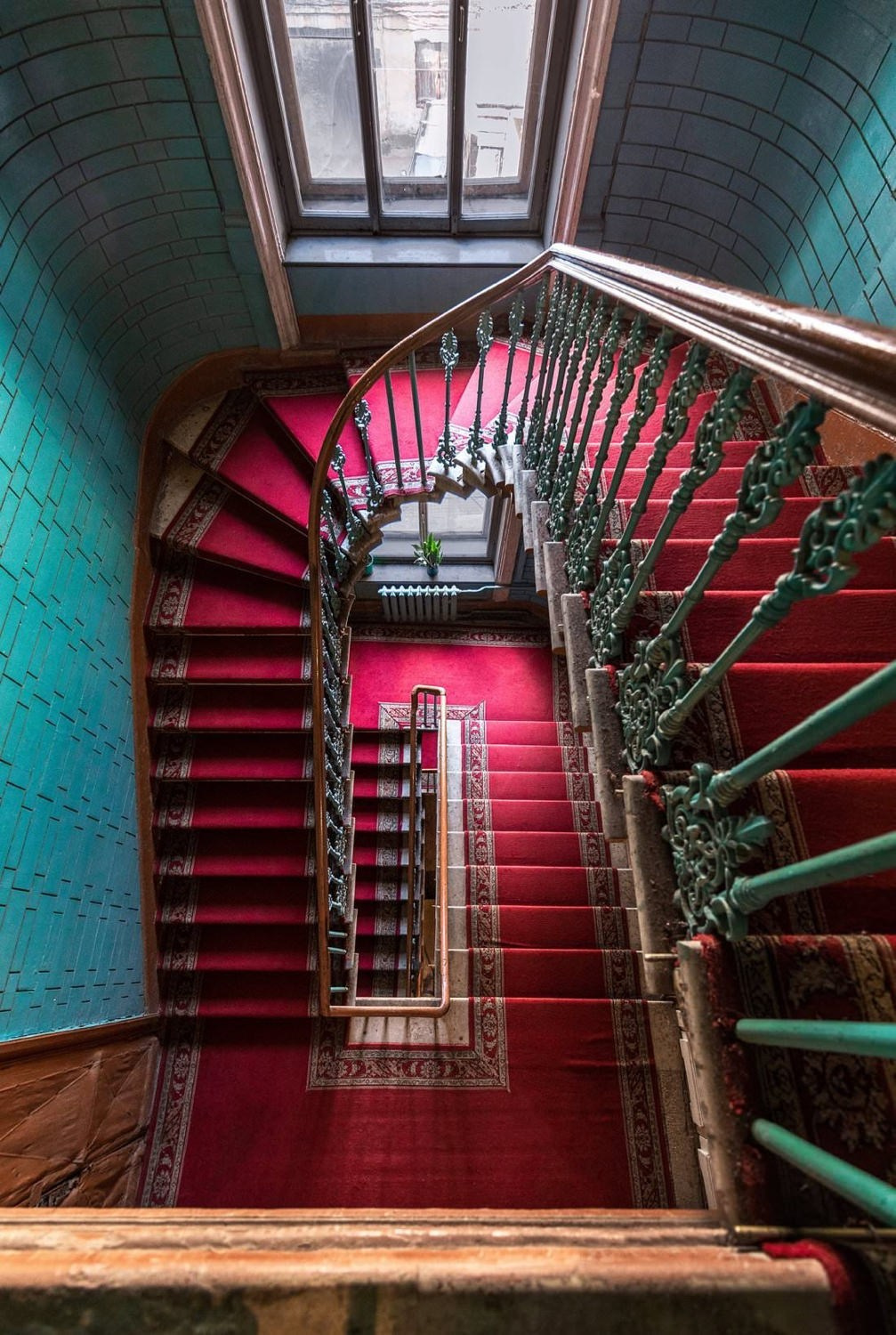 World of Staircases — personal project of photographer Vadim Sherbakov. Vadim Sherbakov Portfolio