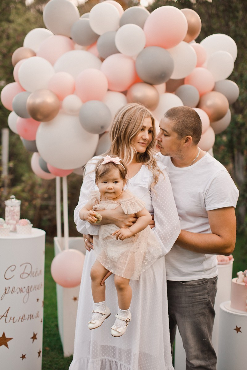 ГОДОВАСИЕ АНЮТЫ. Семейный фотограф новорождённых в Серпухове Юлия Новикова +79637785957