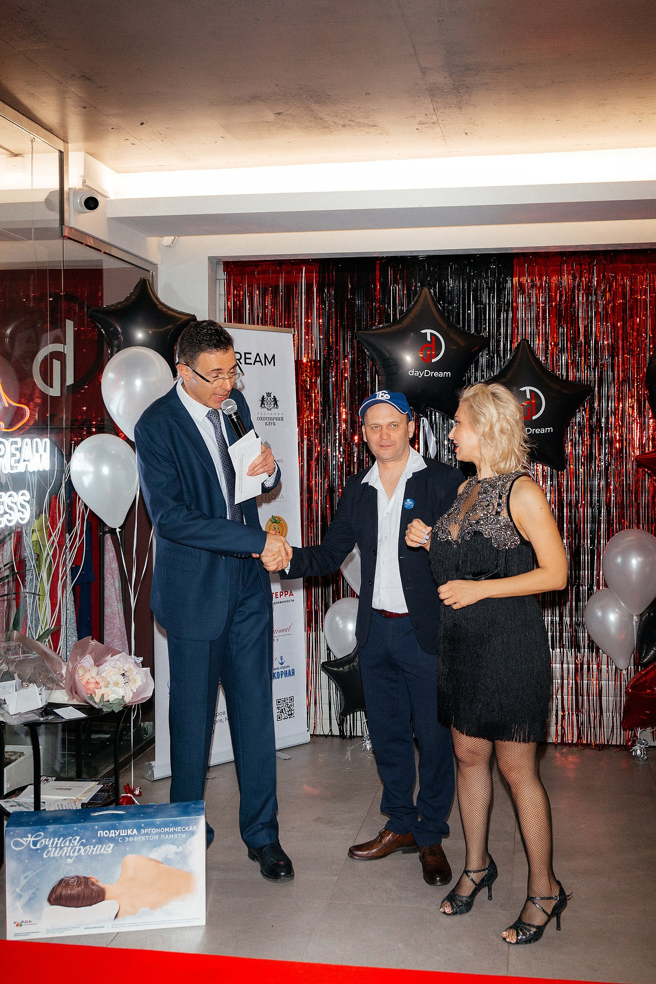 Репортаж в автосалоне. Светский фотограф Санкт-Петербург и ЛО