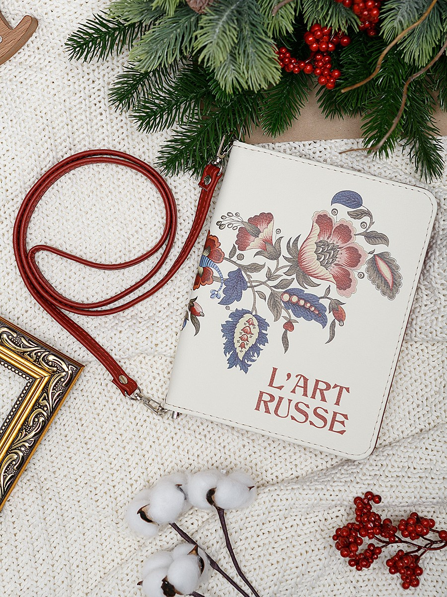 Сумка-клатч. Контент фотограф, съемка для маркетплейсов, фуд съемка и репортажи в Новосибирске Ралия Галеева