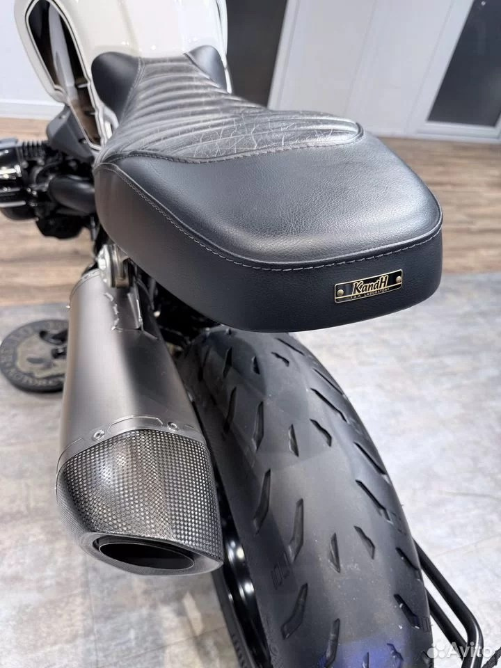 Купить BMW R9T (White Scrambler) — подробнее на сайте. Hello Davidson, Москва. Только хорошие мотоциклы…