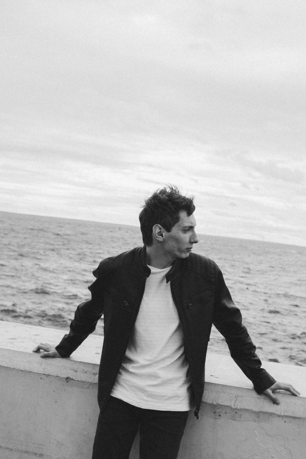 Прогулка — мужской портрет в стиле lifestyle. Фотограф в Санкт-Петербурге