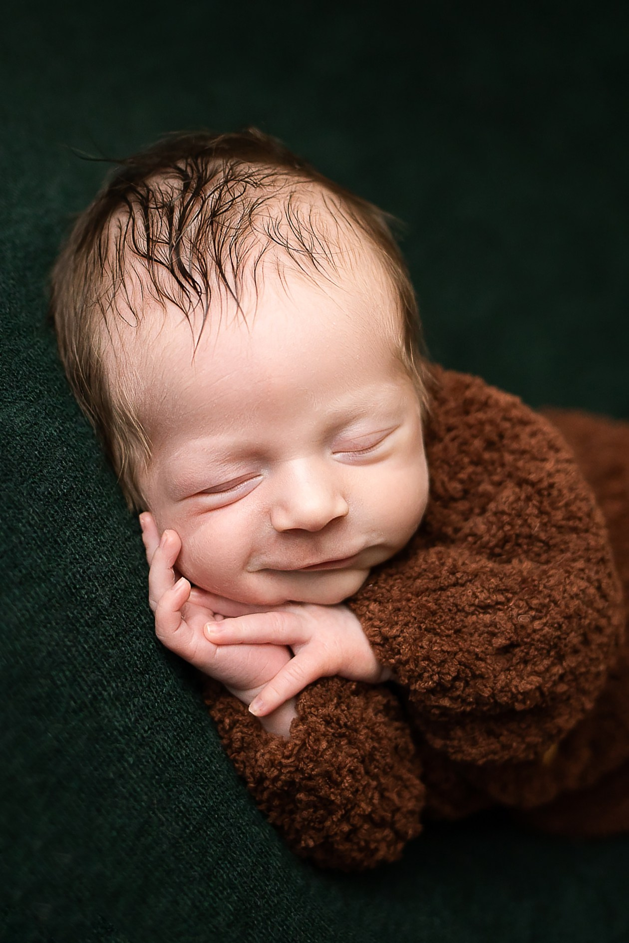 Фотосессия новорожденного. Фотограф новорожденных в Новосибирске