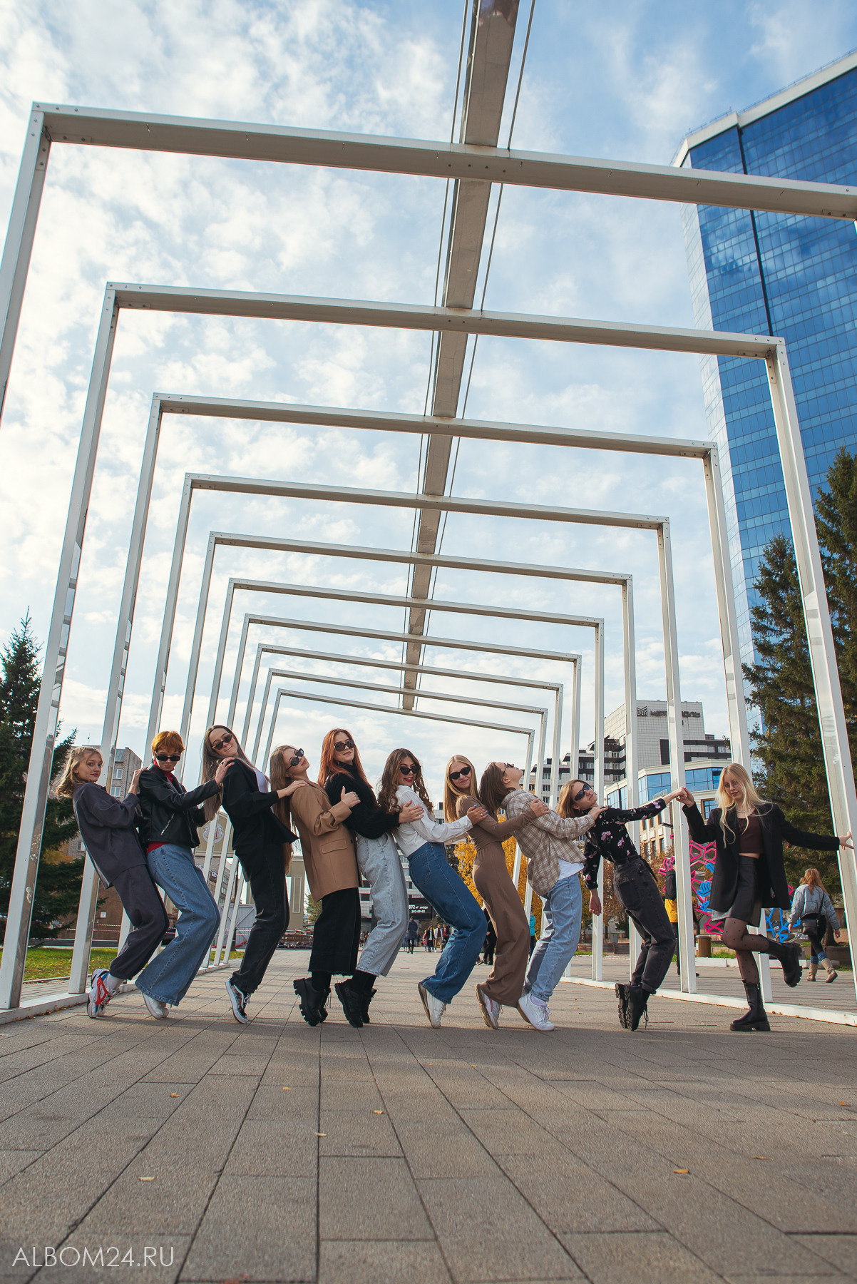 Съемка Школы № 145 11"И» класс. Выпускные альбомы и фотосъемка в Красноярске