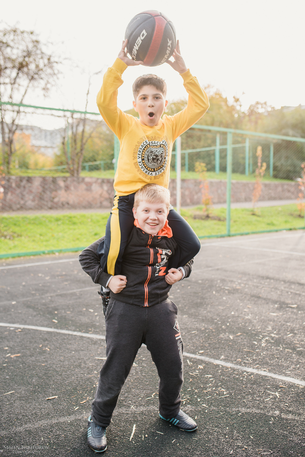 Как проходит съемка в 4х классах. Выпускные альбомы и фотосъемка в Красноярске