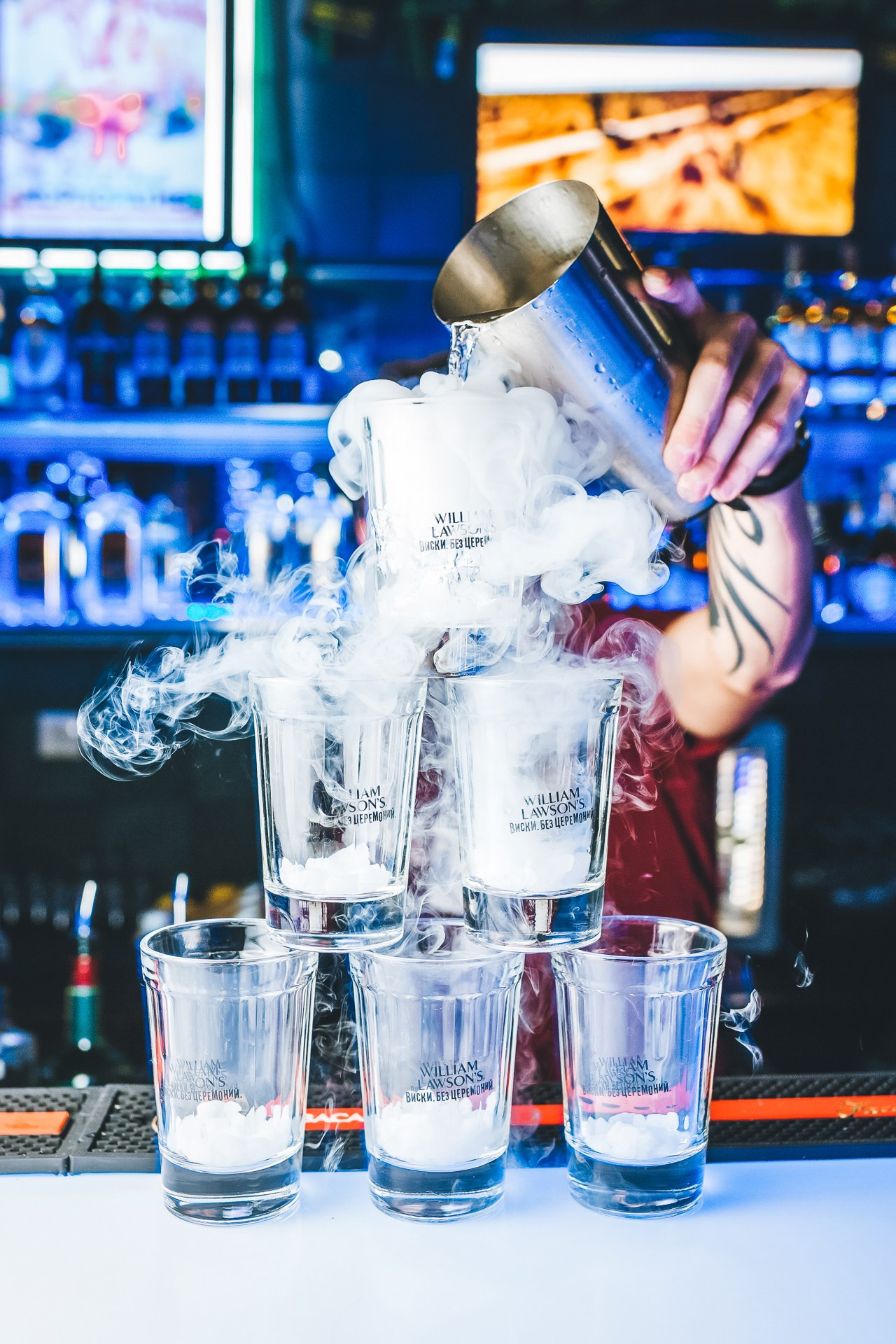 Клубы. Фотограф в Санкт-Петербурге Дмитрий Брусс