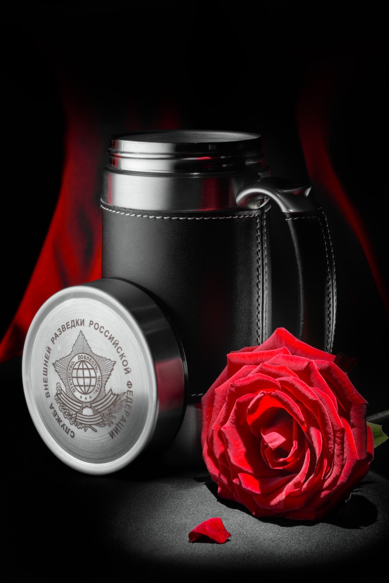 Фотографии и натюрморты на тему деятельности спецслужб. Устремляясь ввысь… (фото от автора с ником Tom Fincher)