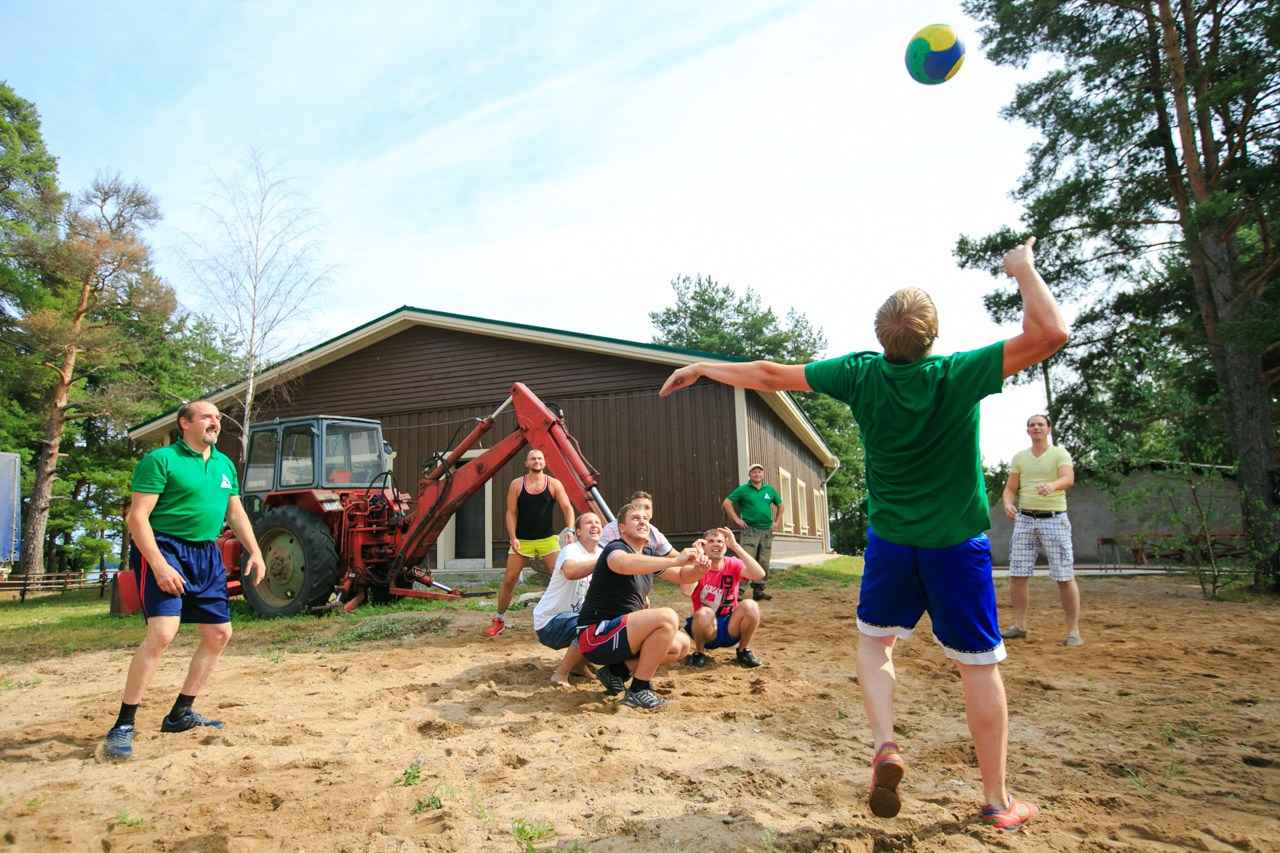 Командообразующее. Фотограф событий, Максим Романенко