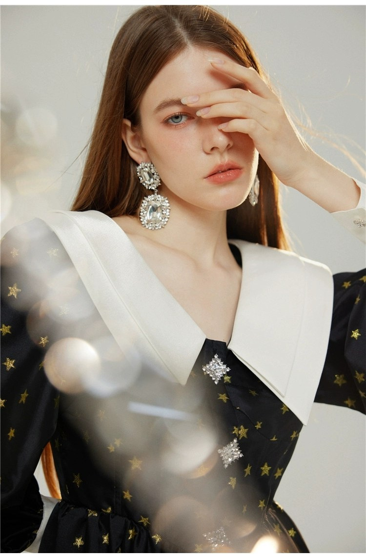 Sophia S. Modeling agency TM MODELS