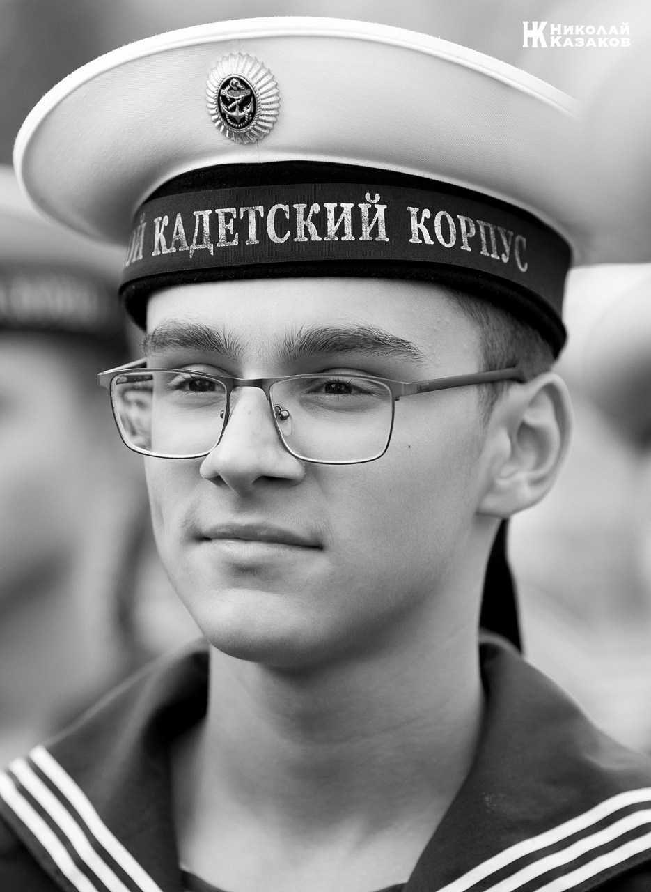 Черно-белый портрет воспитанника Кронштадского морского кадетского военного корпуса.