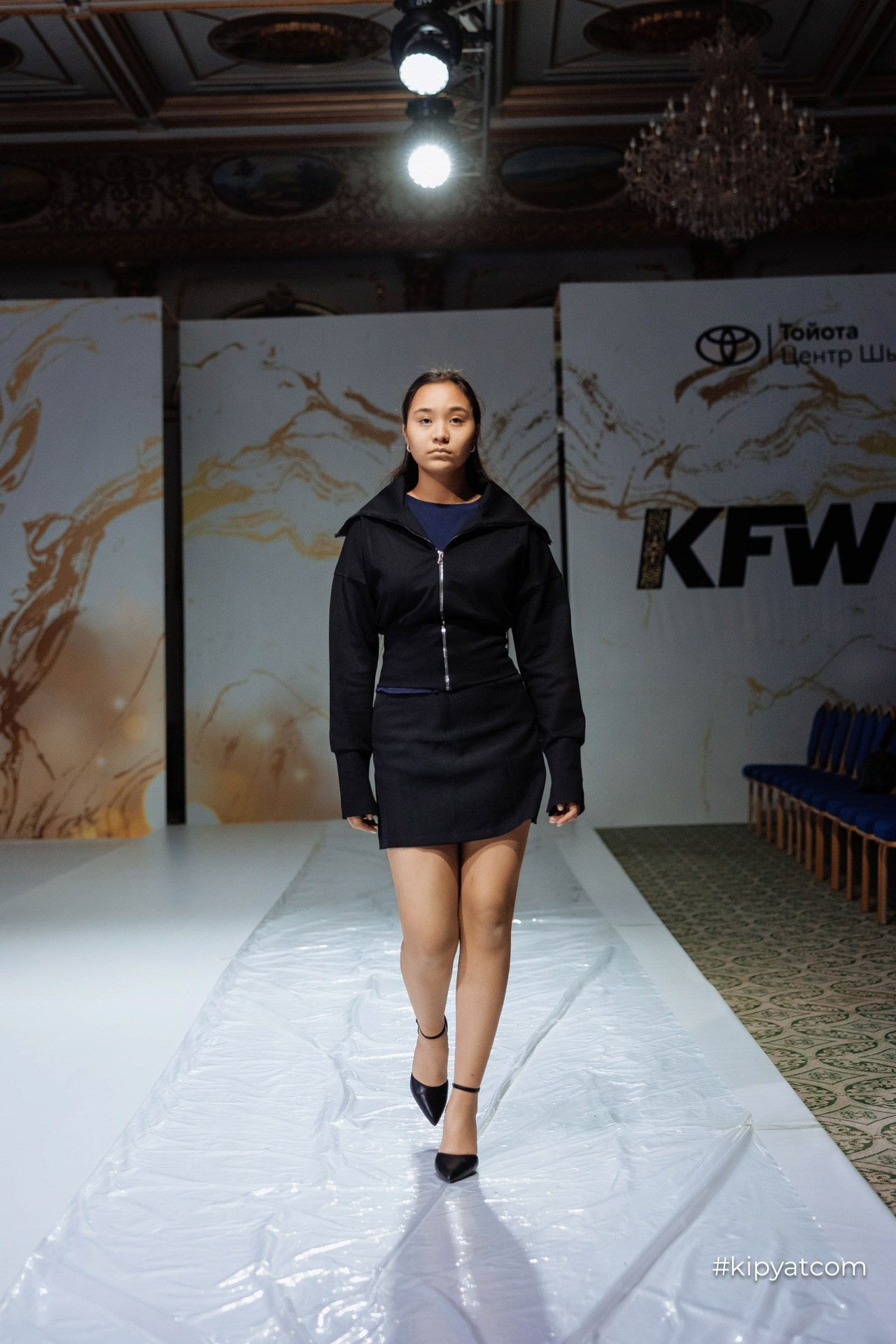 KFW/Backstage