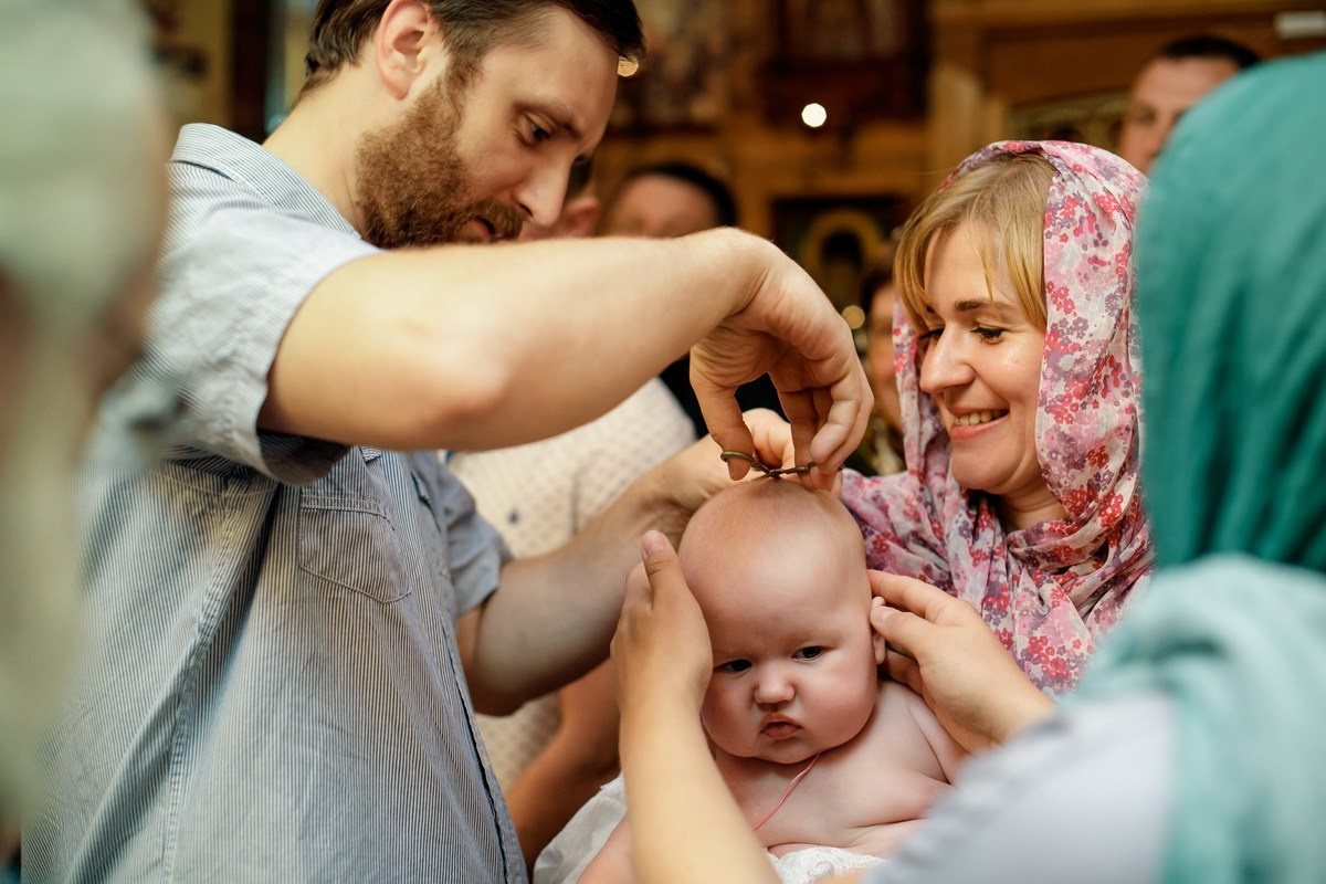 Крещение Храм всех Русских святых. п.Сосново. Фотограф на крещение в Санкт Петербурге