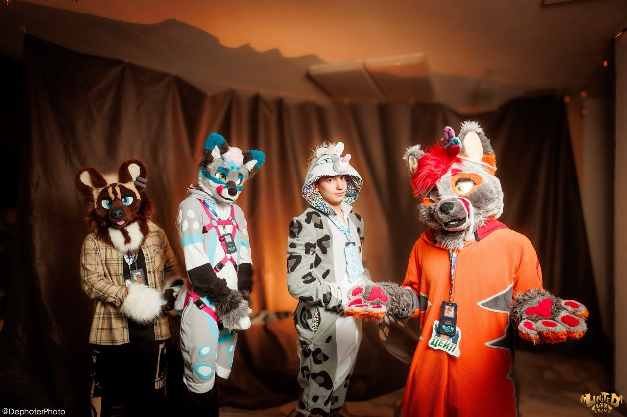 United Furry Convention 2026. Различные мероприятия и просто фотографии людей