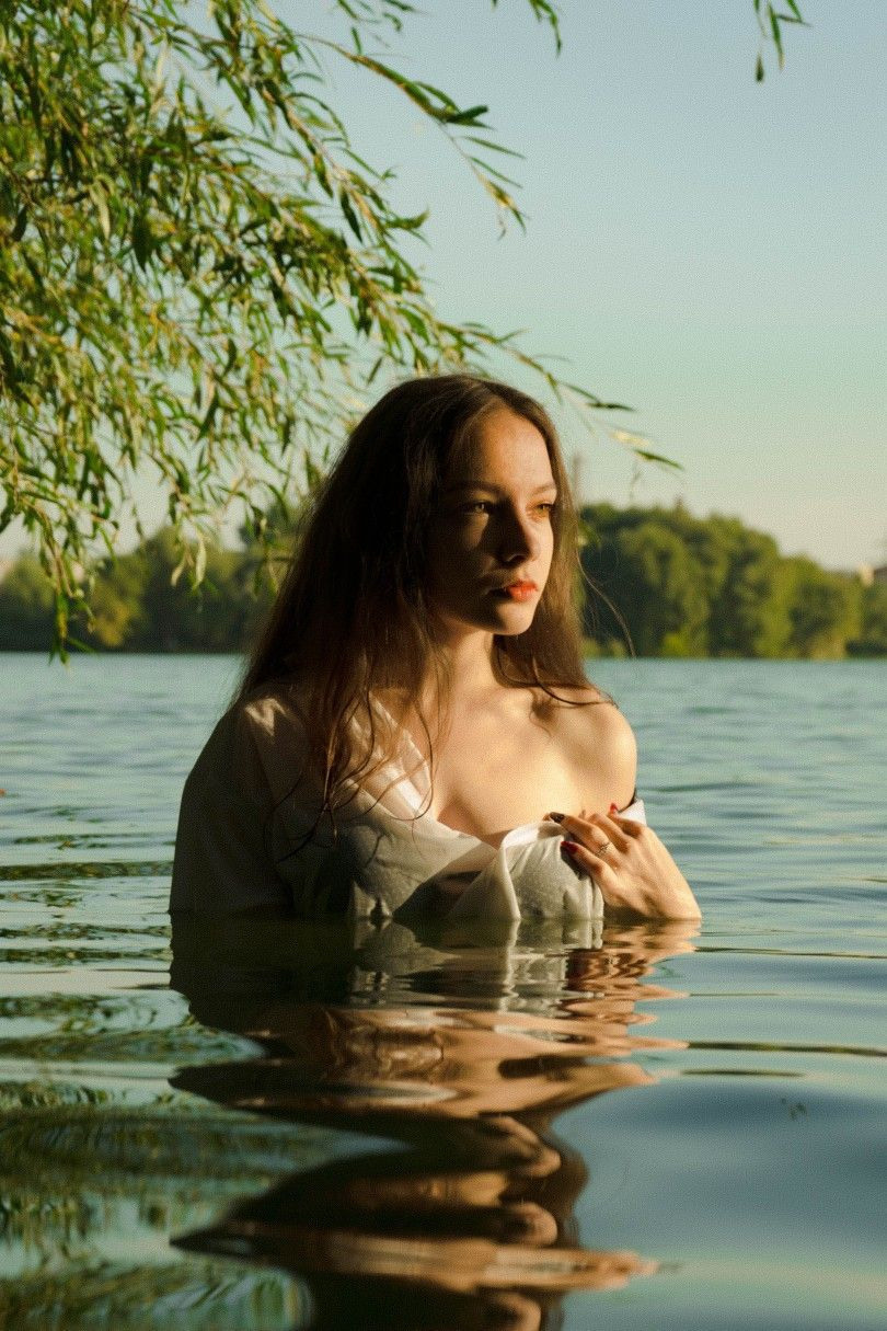 Девушка на воде — идея фотосессии