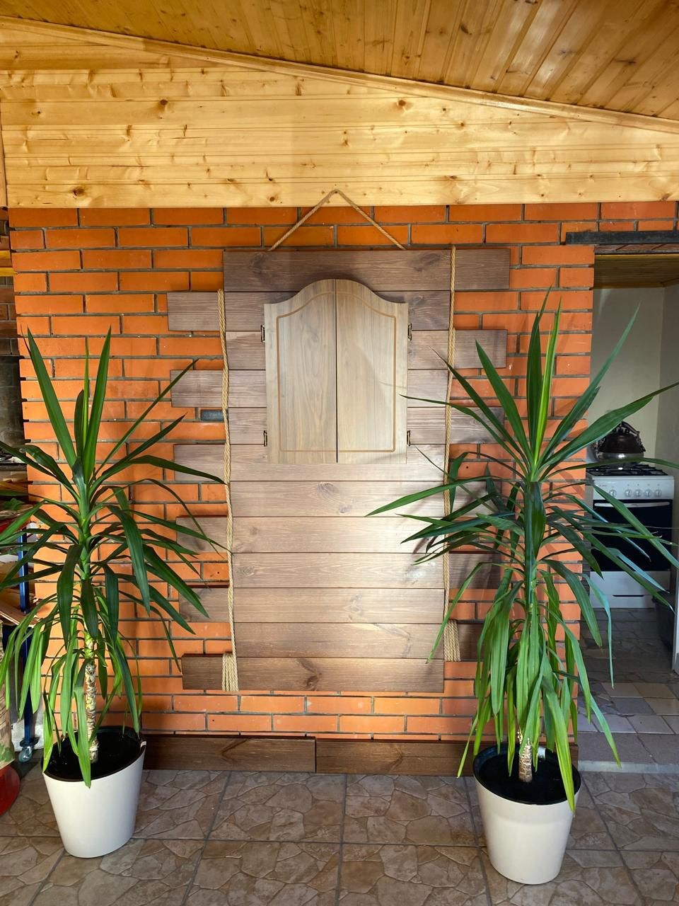 Интерьерные решения. Столярное производство Камыши-Хвощи