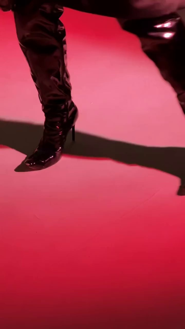 Reels \ Backstage \ Shorts. Создание ИИ контента, фотосессии, инфографика в Москве