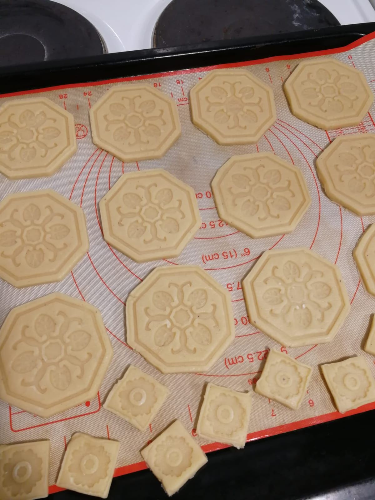 Метлахская плитка парадных Санкт-Петербурга