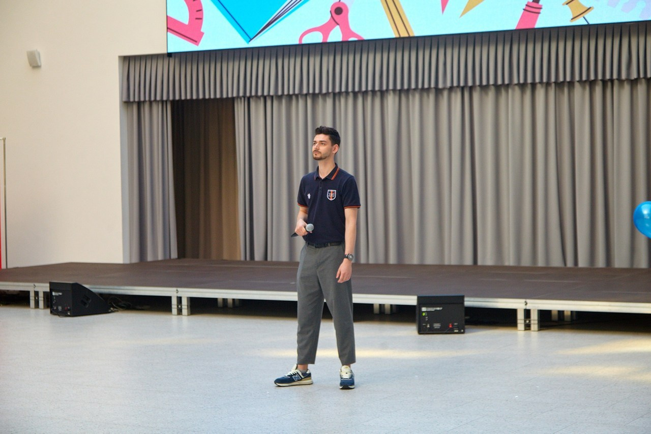 Отзывы о работе фотографа для школы и детского сада в Новосибирске. Выпускной альбом Новосибирск