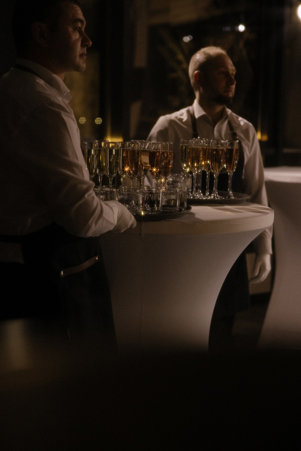 Фотограф на свадебную вечеринку Москва. VERSLIBRE | Свадебный и репортажный фотограф в Санкт-Петербурге, Москве, и Поволжье