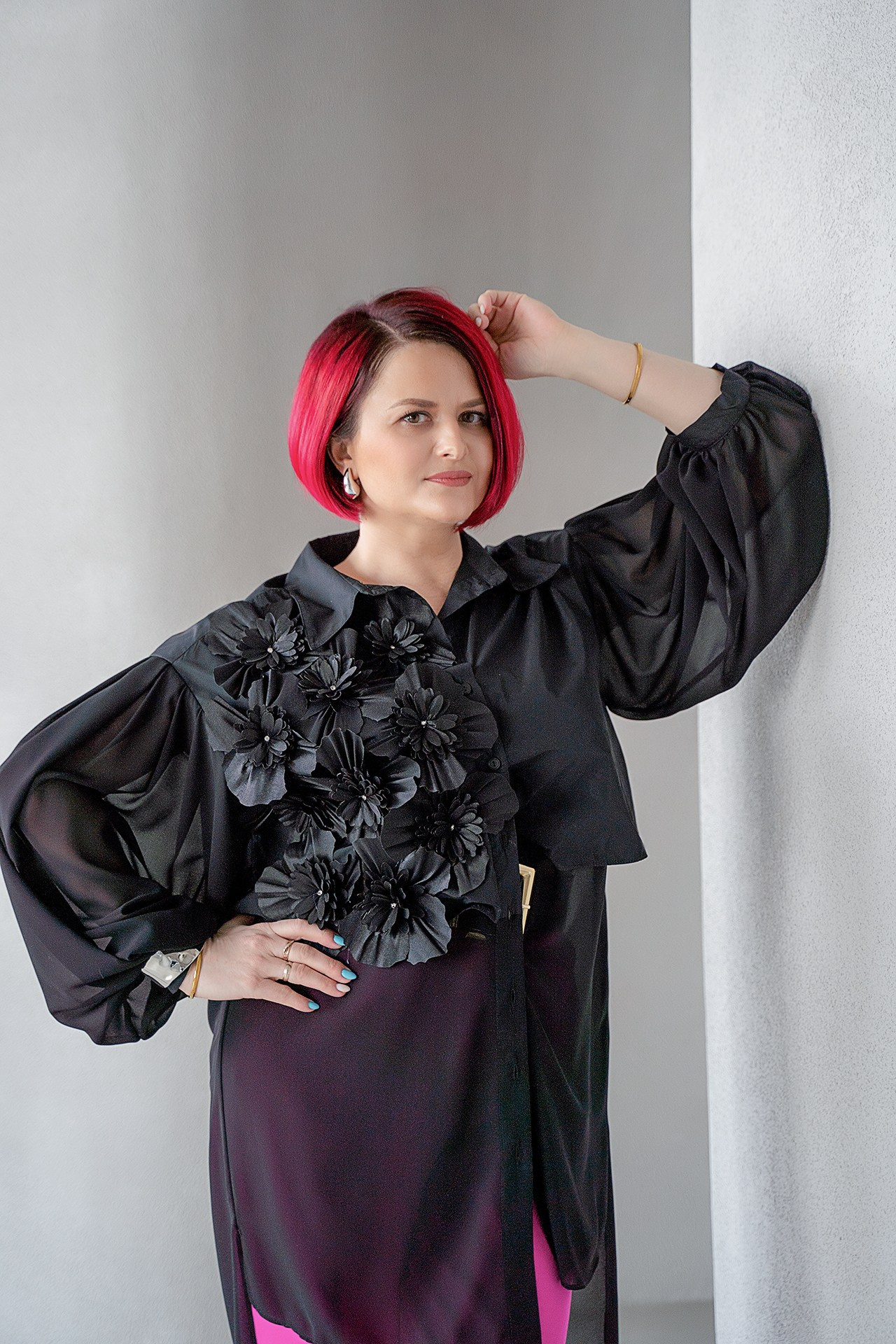 Регина специалист по работе с экспертами. Семейный и женский фотограф, контент фотосессия в Екатеринбурге