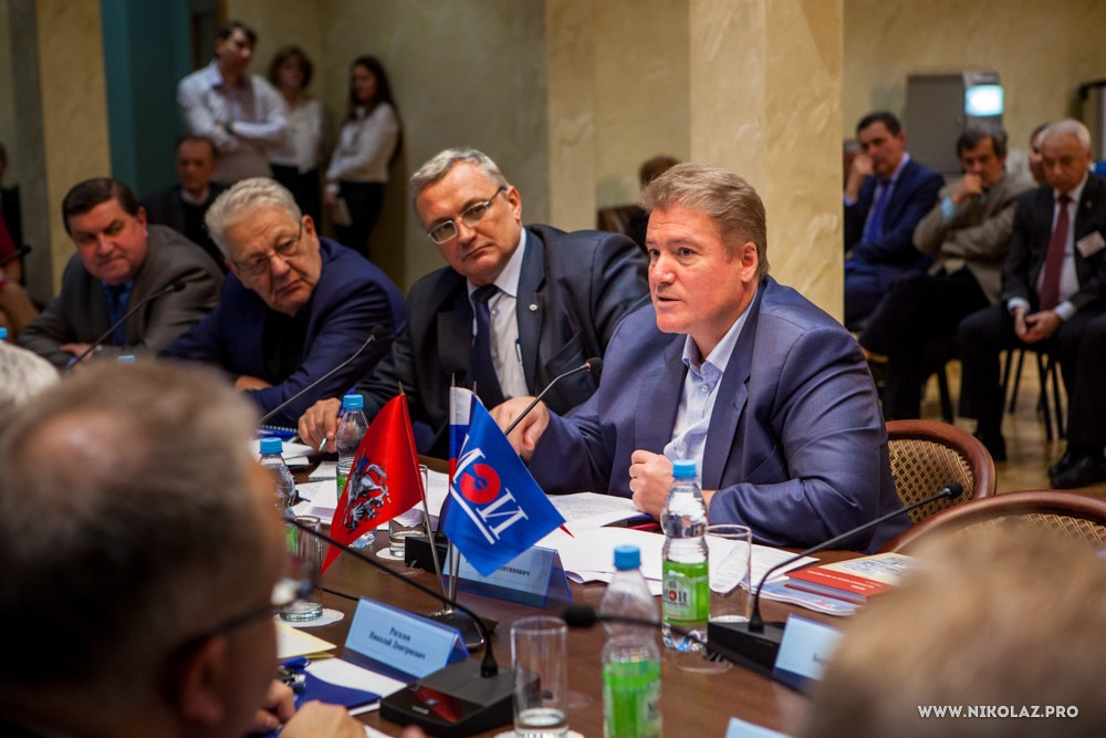 Министр энергетики. Видеооператор/Фотограф Николай Завьялов