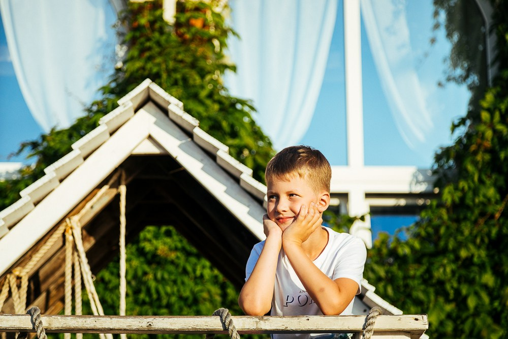 Саша. Главная