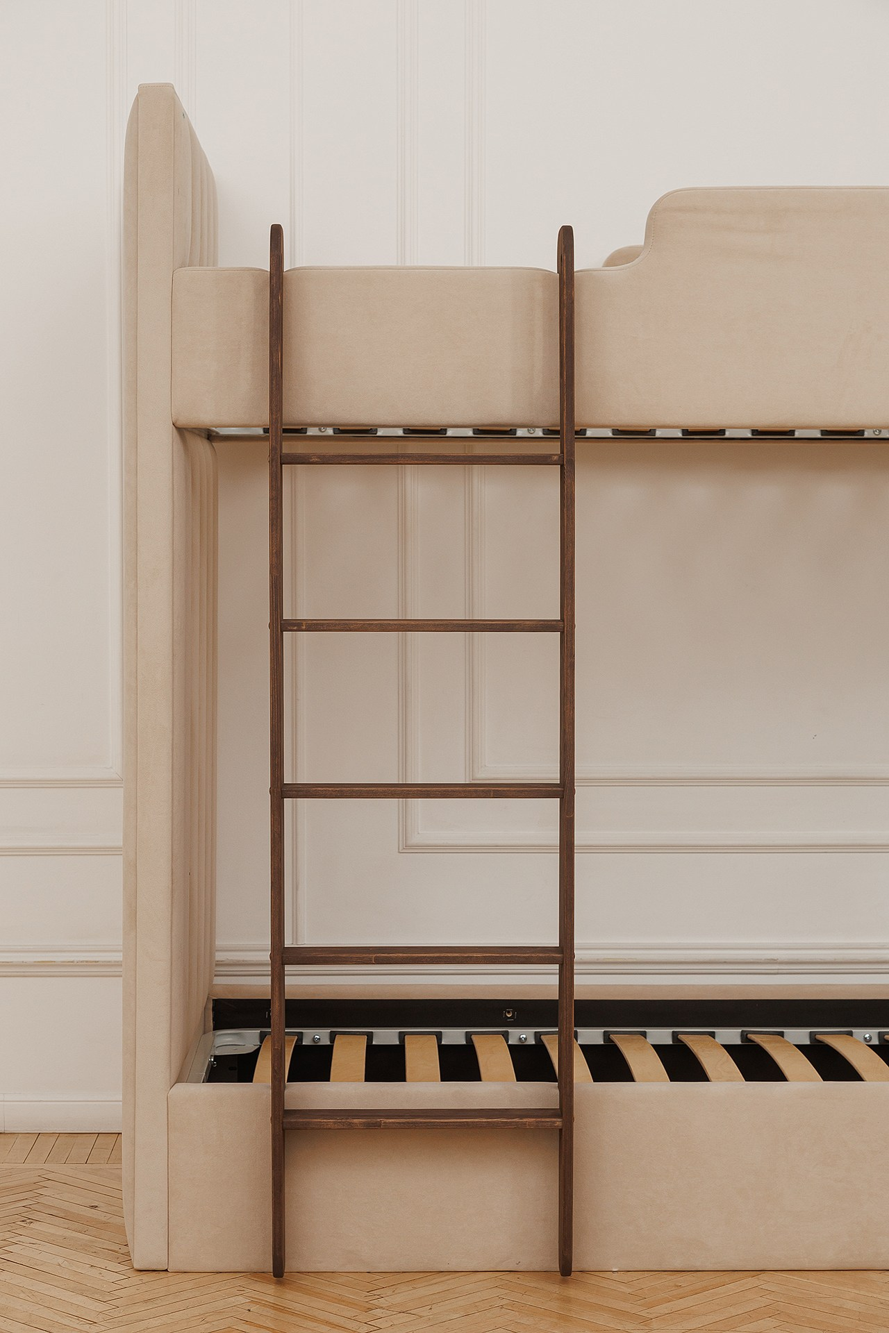 Предметная фотосъемка кроватей, мебели. Профессиональный фотограф в Новосибирске