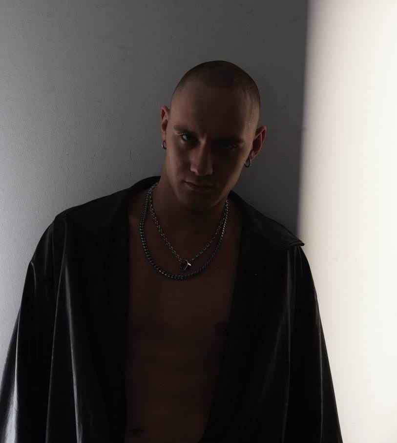 Razor's sadness. Главная