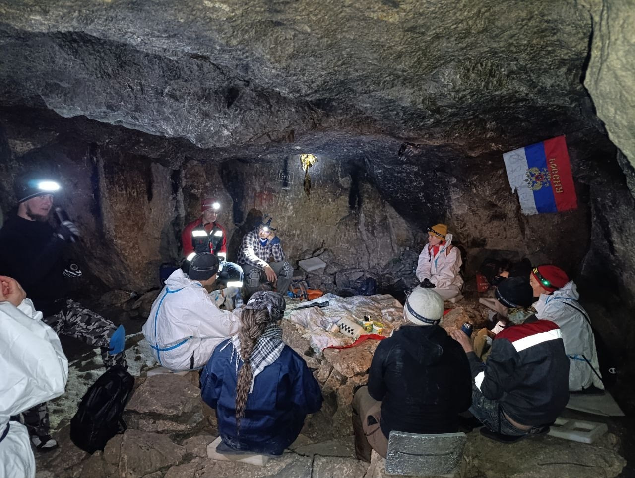 Поход в Гурьевские каменоломни | 01.06.2025. Галерея Фантим