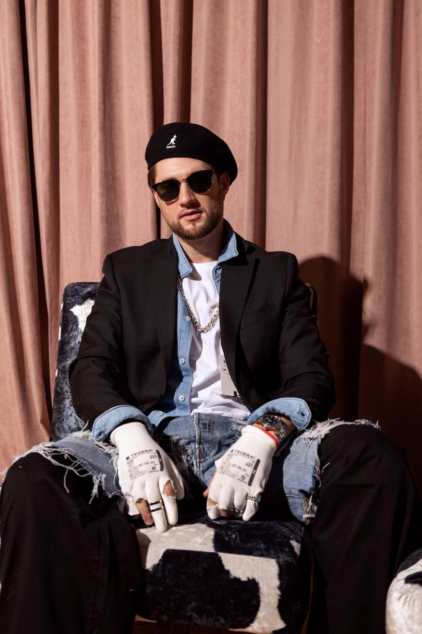 ANTON. Стилист Анастасия Шевченко