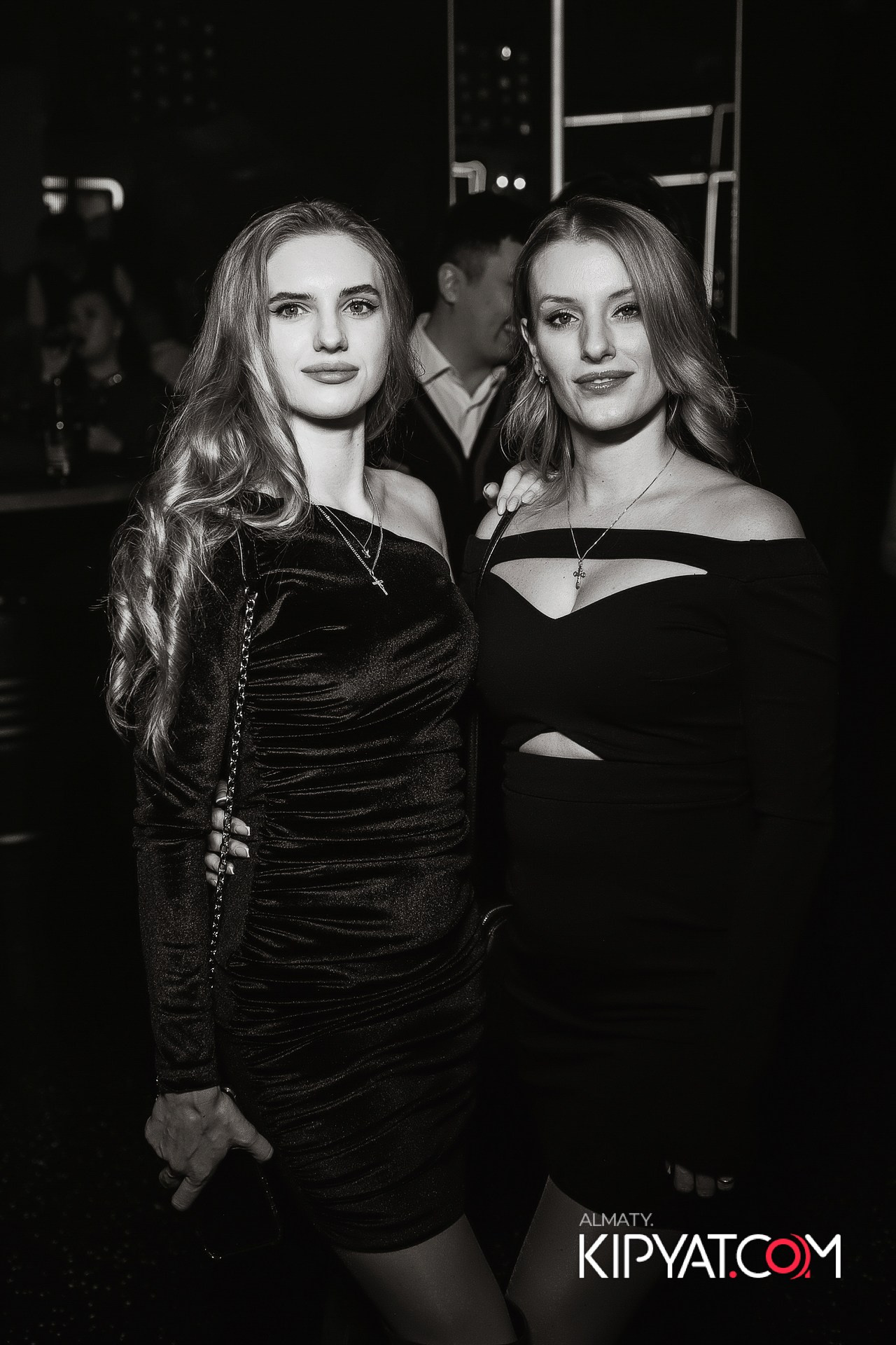 SANTA BARBARA — ВЫСТУПЛЕНИЕ ГРУППЫ REFLEX. КИПЯТКОМ АЛМАТЫ!