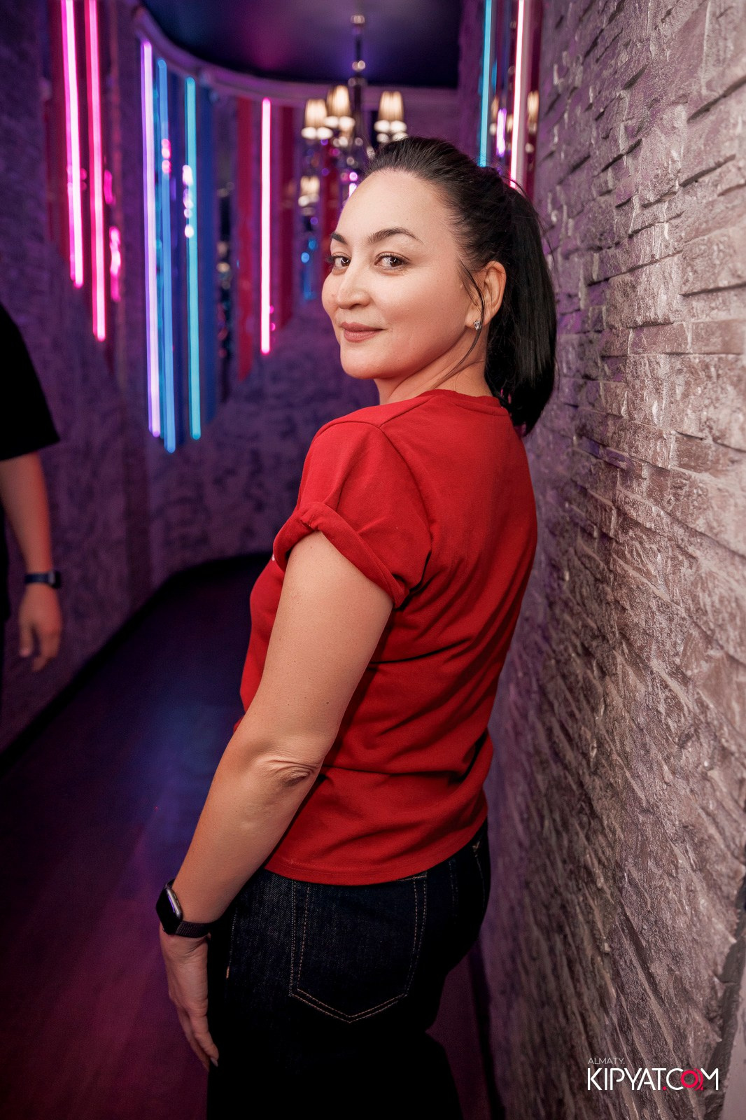 УХО И МЕДВЕДЬ НА ГАГАРИНА. КИПЯТКОМ АЛМАТЫ!