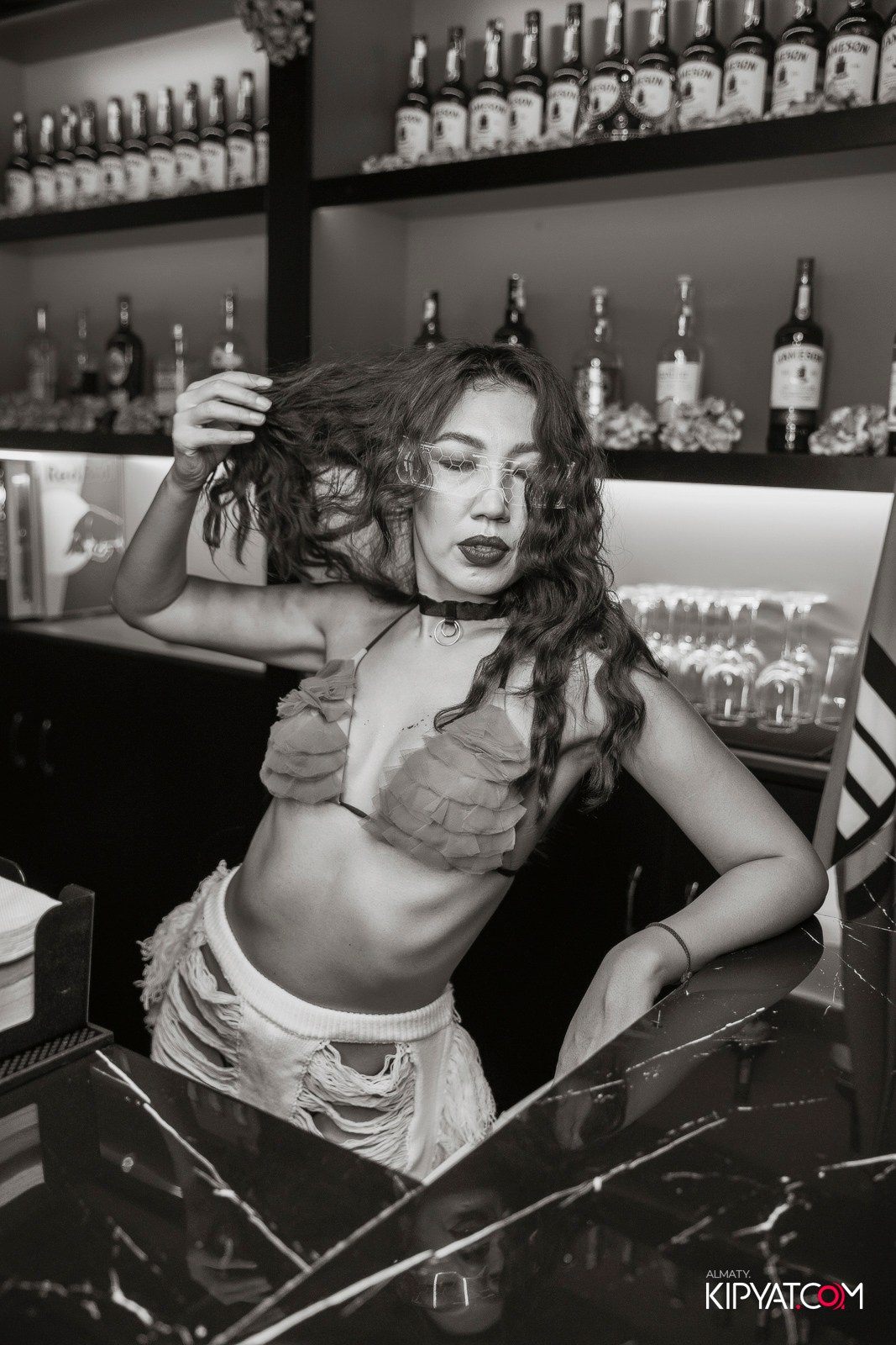 UYAT EMES BAR. КИПЯТКОМ АЛМАТЫ!