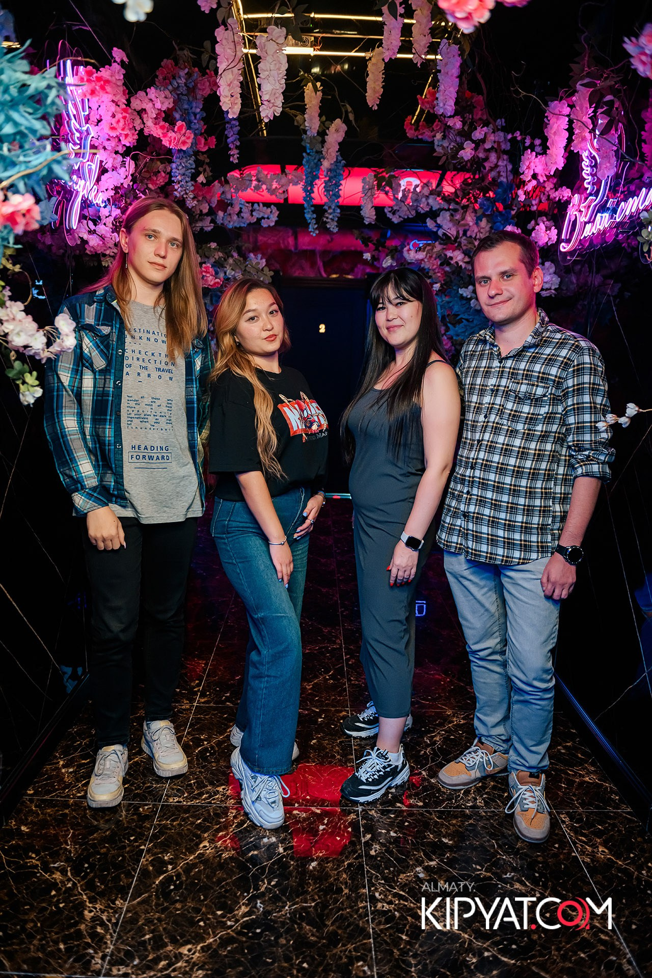 Рояль Cosmo. КИПЯТКОМ АЛМАТЫ!