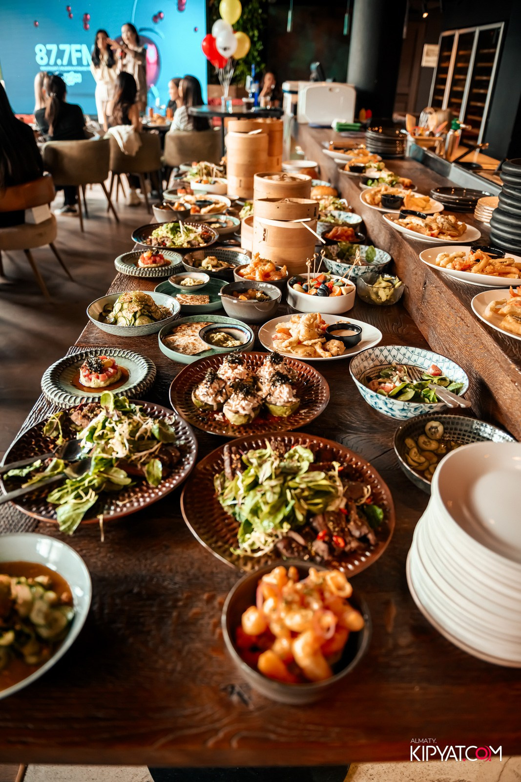 LUX BRUNCH. КИПЯТКОМ АЛМАТЫ!