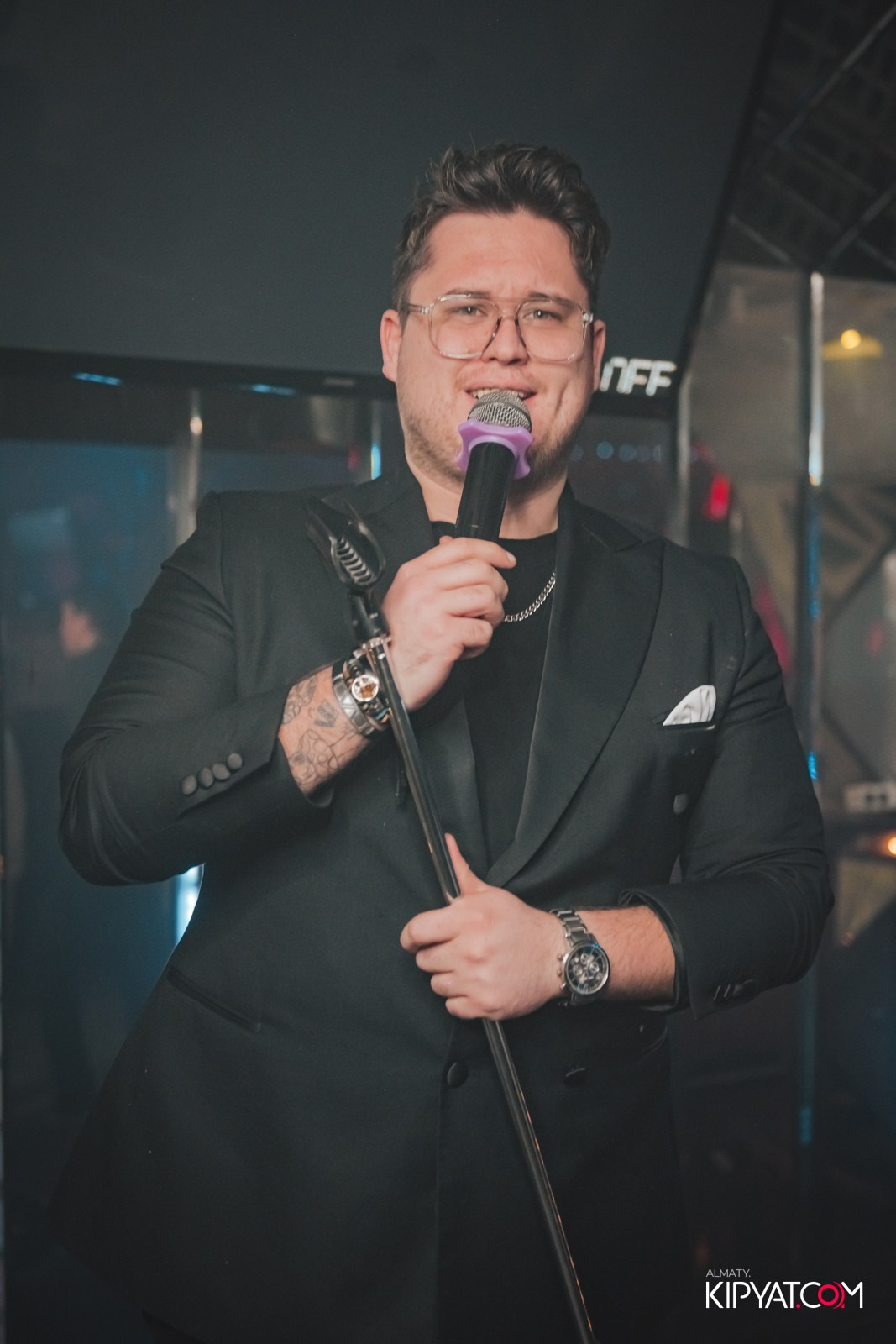 КАРАОКЕ МИКРОФОН. КИПЯТКОМ АЛМАТЫ!