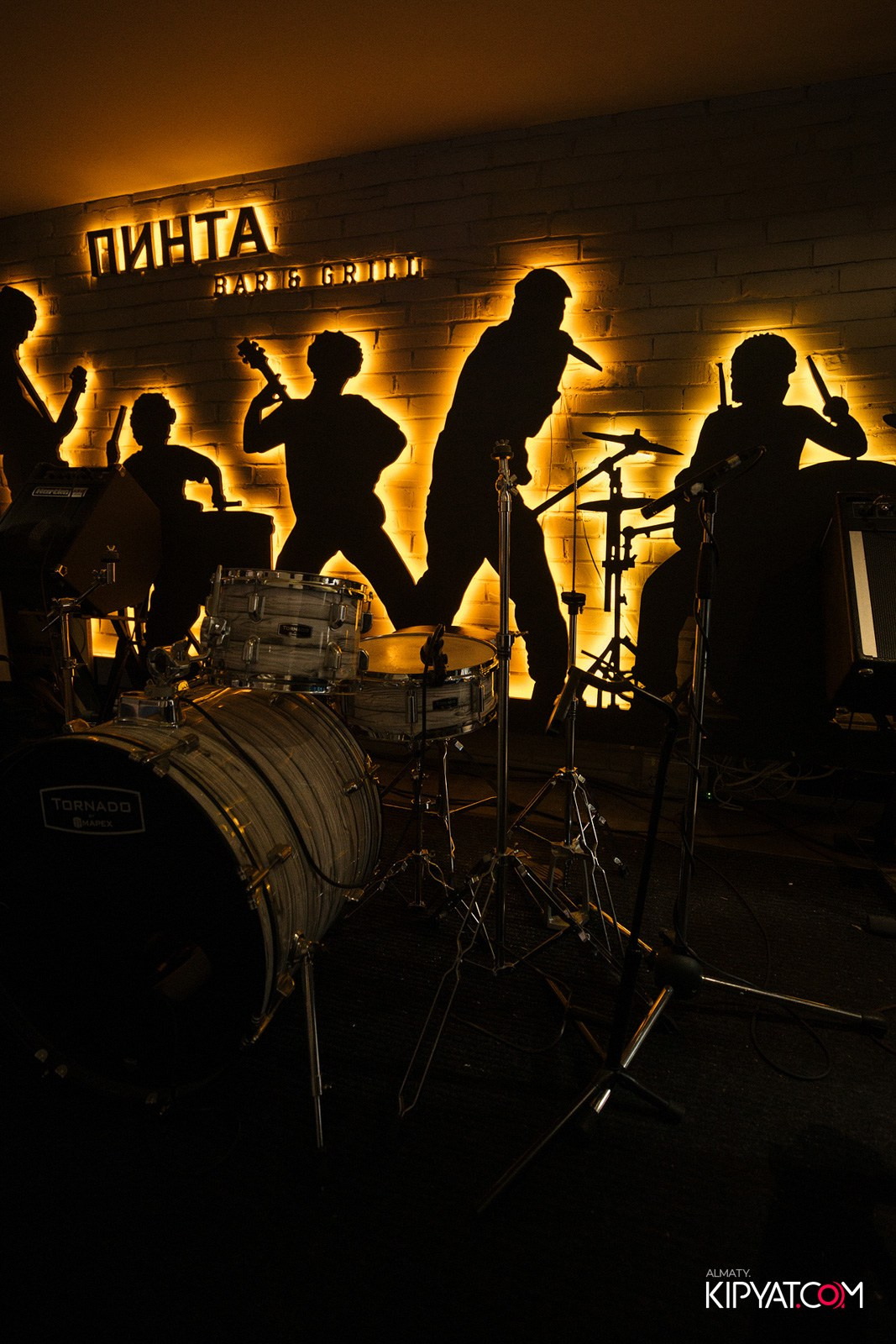 GENTLEMEN'S DAY В ПИНТЕ MEGA ALMA-ATA. КИПЯТКОМ АЛМАТЫ!