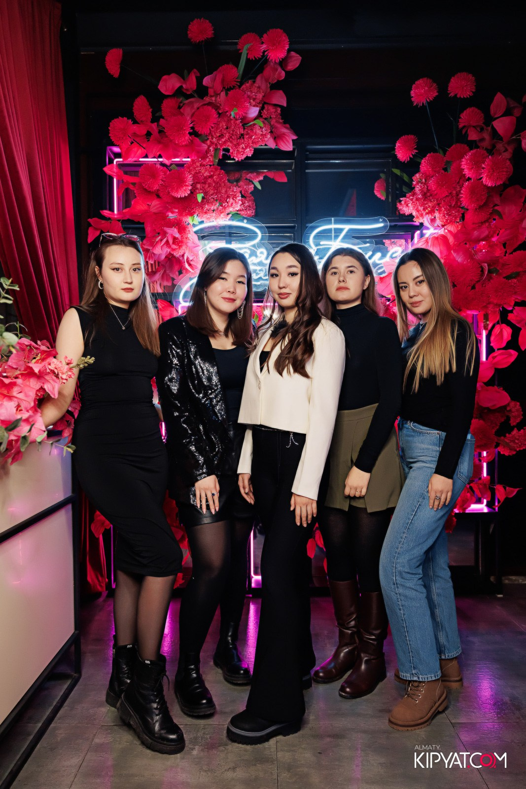 ЗАЯ, НА БИС. КИПЯТКОМ АЛМАТЫ!