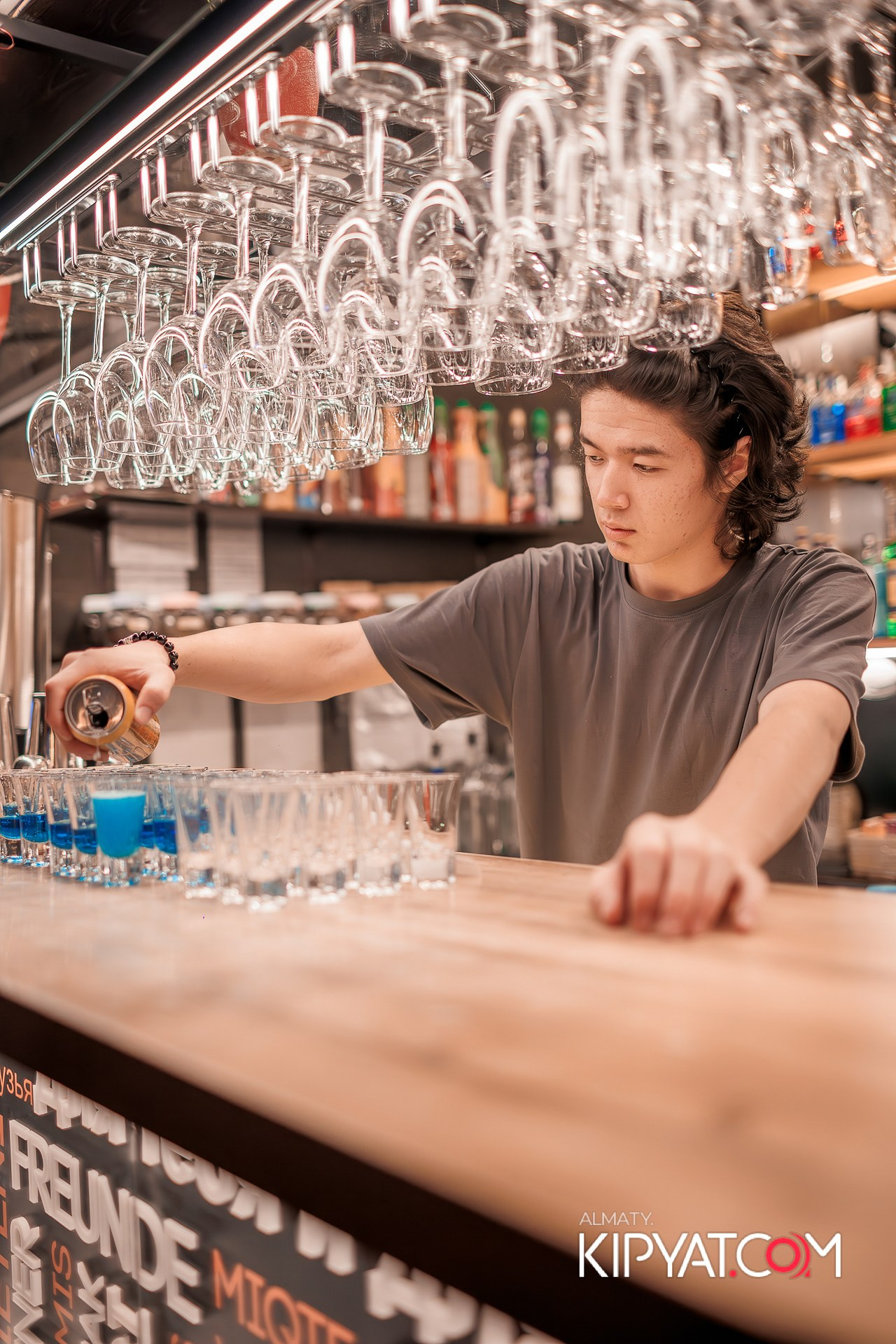 ШАШЛЫКОФФ. КИПЯТКОМ АЛМАТЫ!