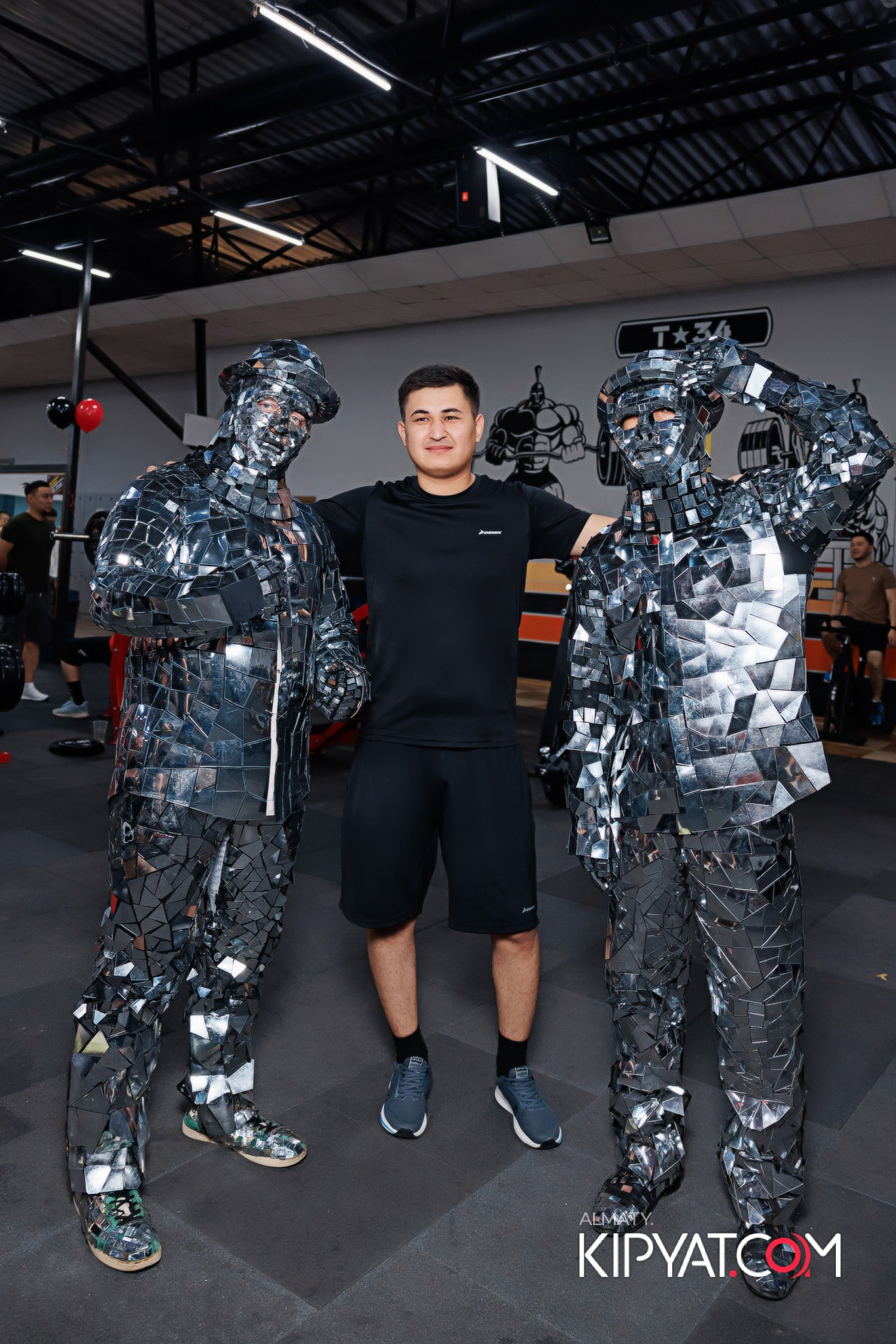 ДЕНЬ РОЖДЕНИЯ LEGION. КИПЯТКОМ АЛМАТЫ!