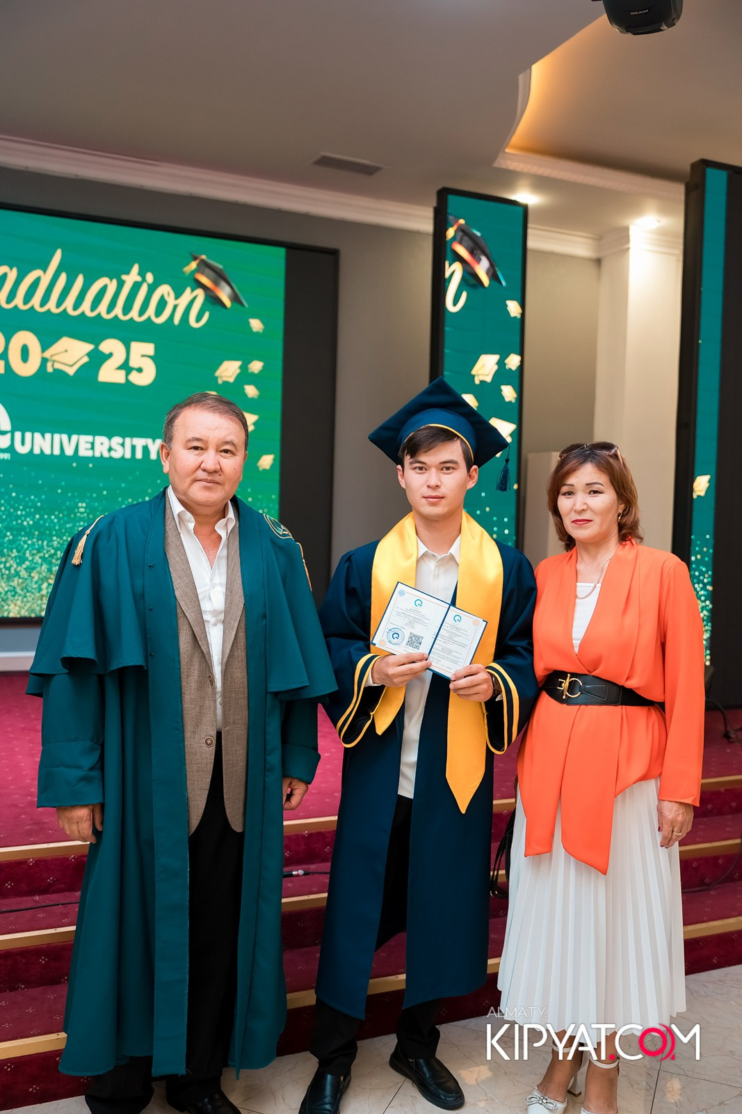 GRADUATION 2025 Q UNIVERSITY. КИПЯТКОМ АЛМАТЫ!