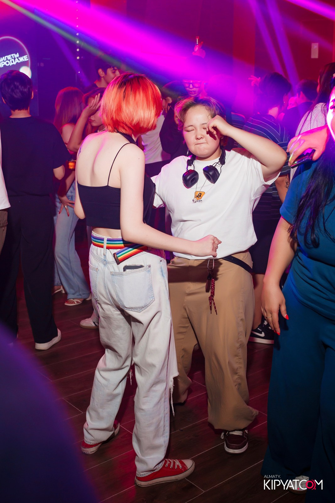 НОЧНОЙ КЛУБ ICON. КИПЯТКОМ АЛМАТЫ!