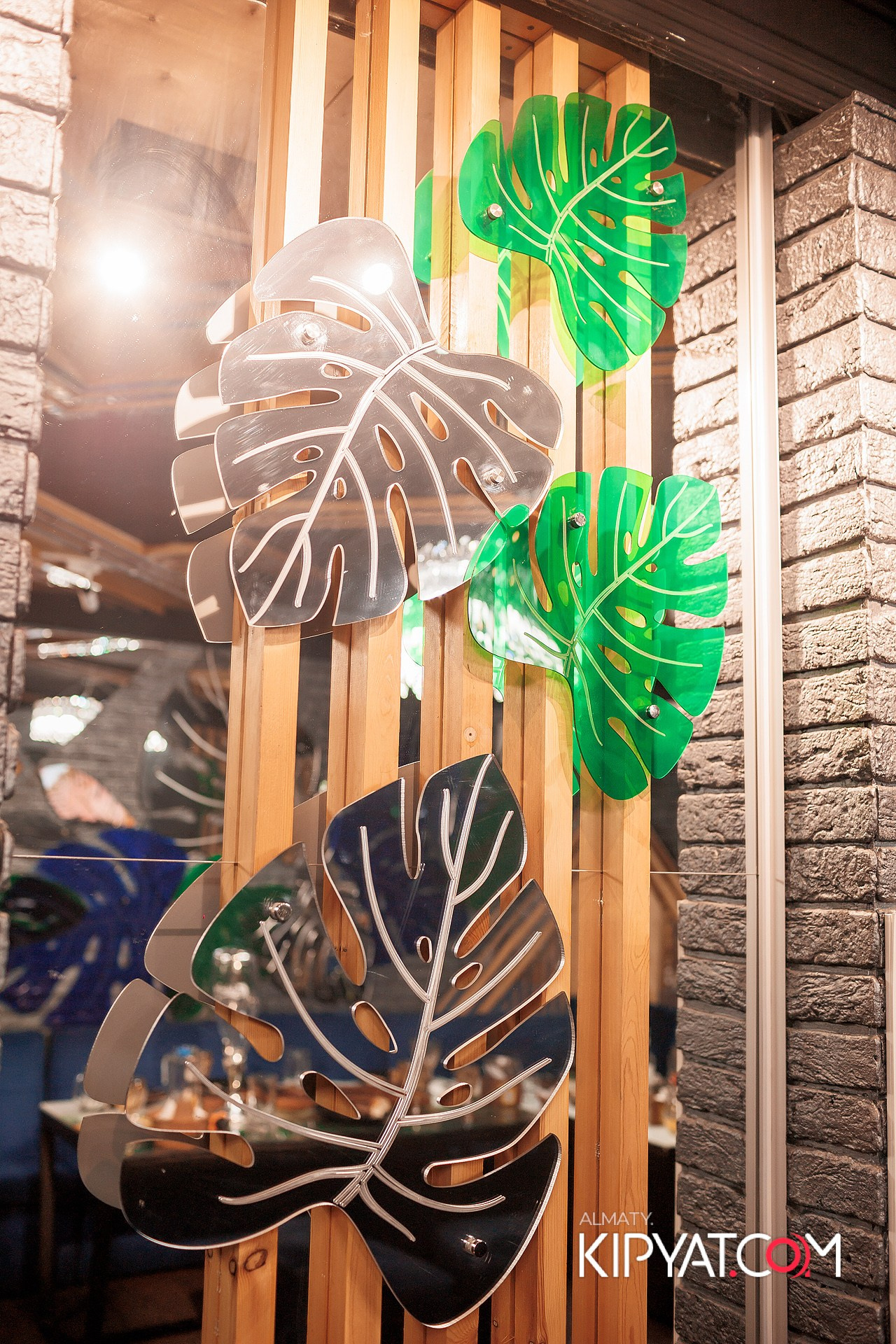 УХО И МЕДВЕДЬ НА ГАГАРИНА. КИПЯТКОМ АЛМАТЫ!