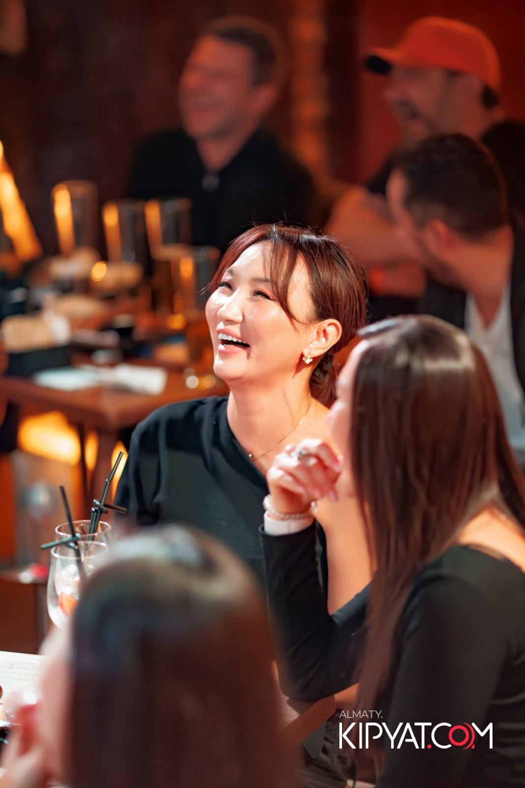 STAND UP КОНЦЕРТ АЛЕКСАНДРА МЕРКУЛЬ. КИПЯТКОМ АЛМАТЫ!