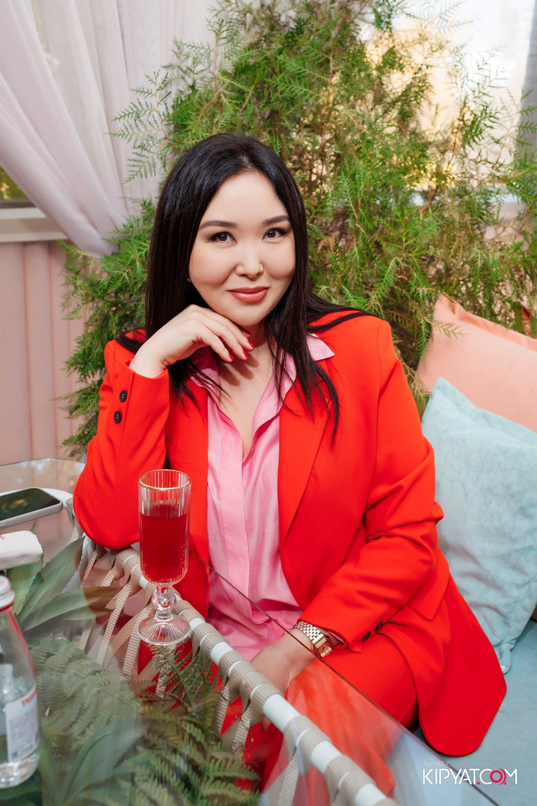 LOVA COFFEE. КИПЯТКОМ АЛМАТЫ!