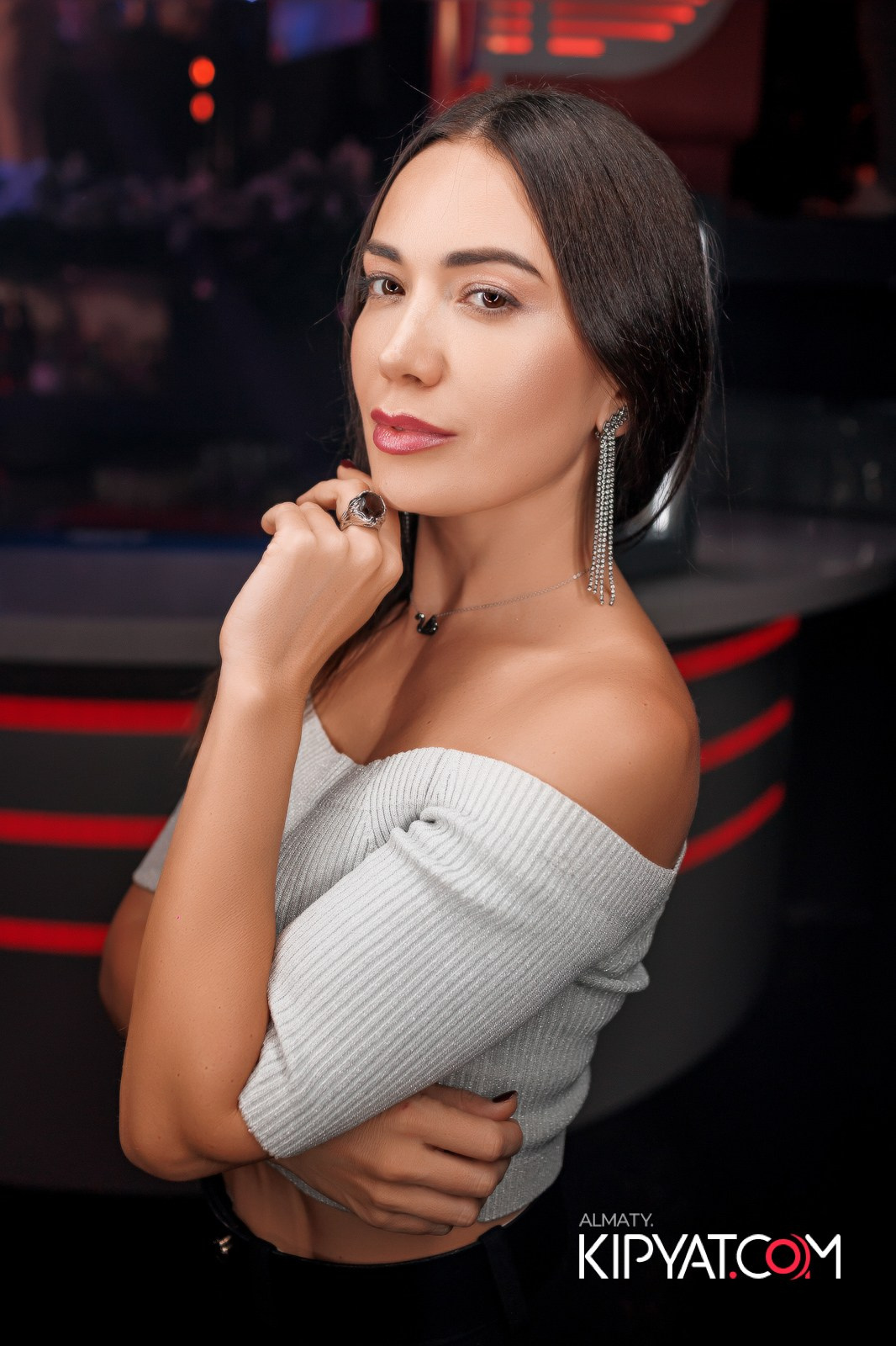 SANTA BARBARA — ПИТ ДЖЕЙСОН (ГР. ПРЕМЬЕР-МИНИСТР) И ИЛЬЯ ЗУДИН (ГР. ДИНАМИТ) НА ПРЕДНОВОГОДНЕЙ ВЕЧЕРИНКЕ. КИПЯТКОМ АЛМАТЫ!