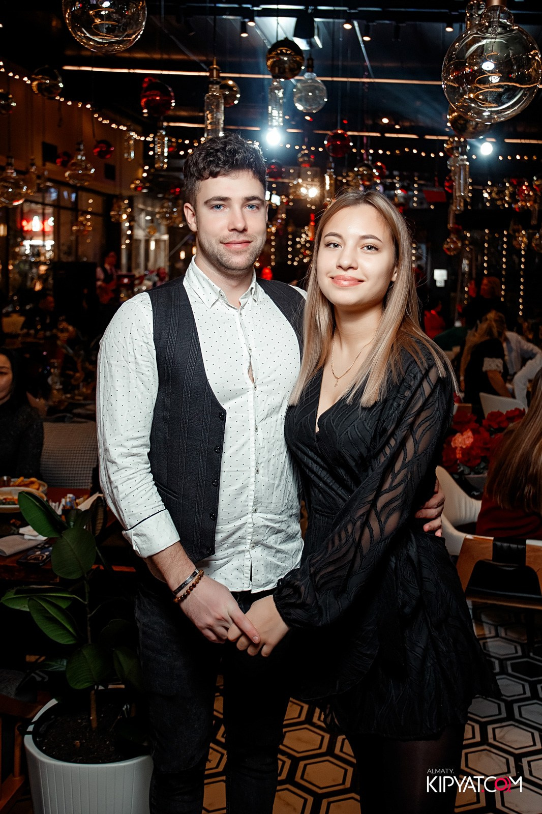 РЕСТОРАН NOODLES. КИПЯТКОМ АЛМАТЫ!