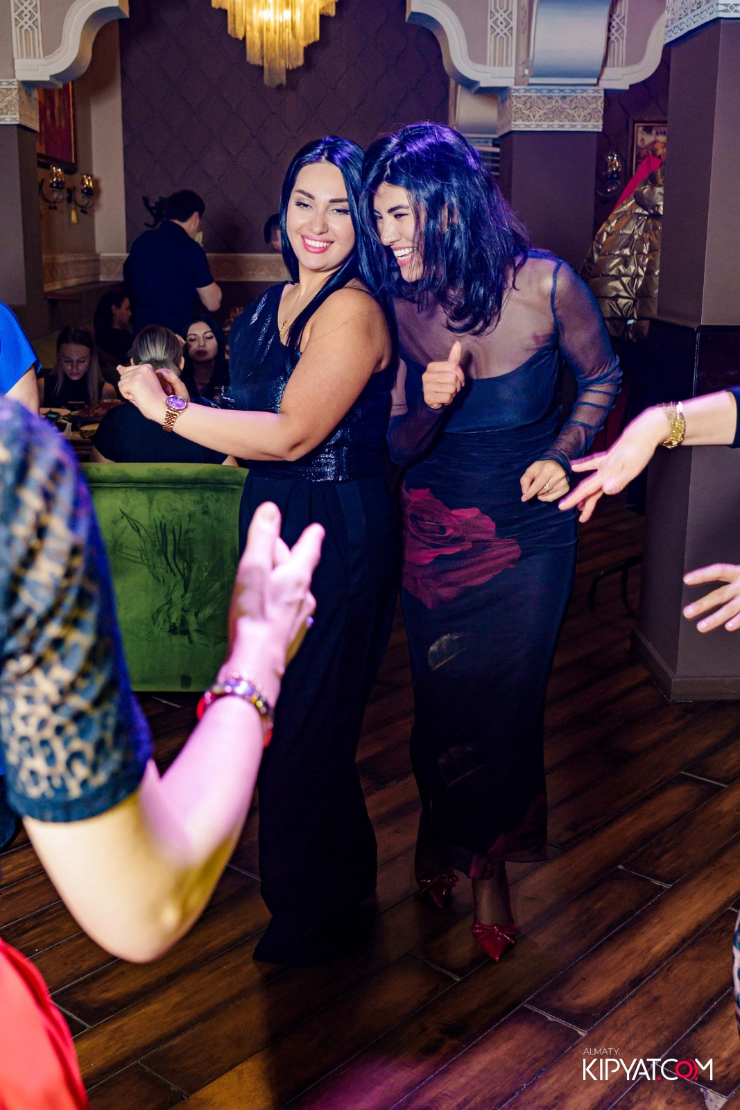 РЕСТОРАН NARSHARAB. КИПЯТКОМ АЛМАТЫ!